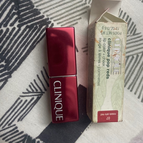 Clinique Other - Clinique pop reds lip color plus cheeks(New)
